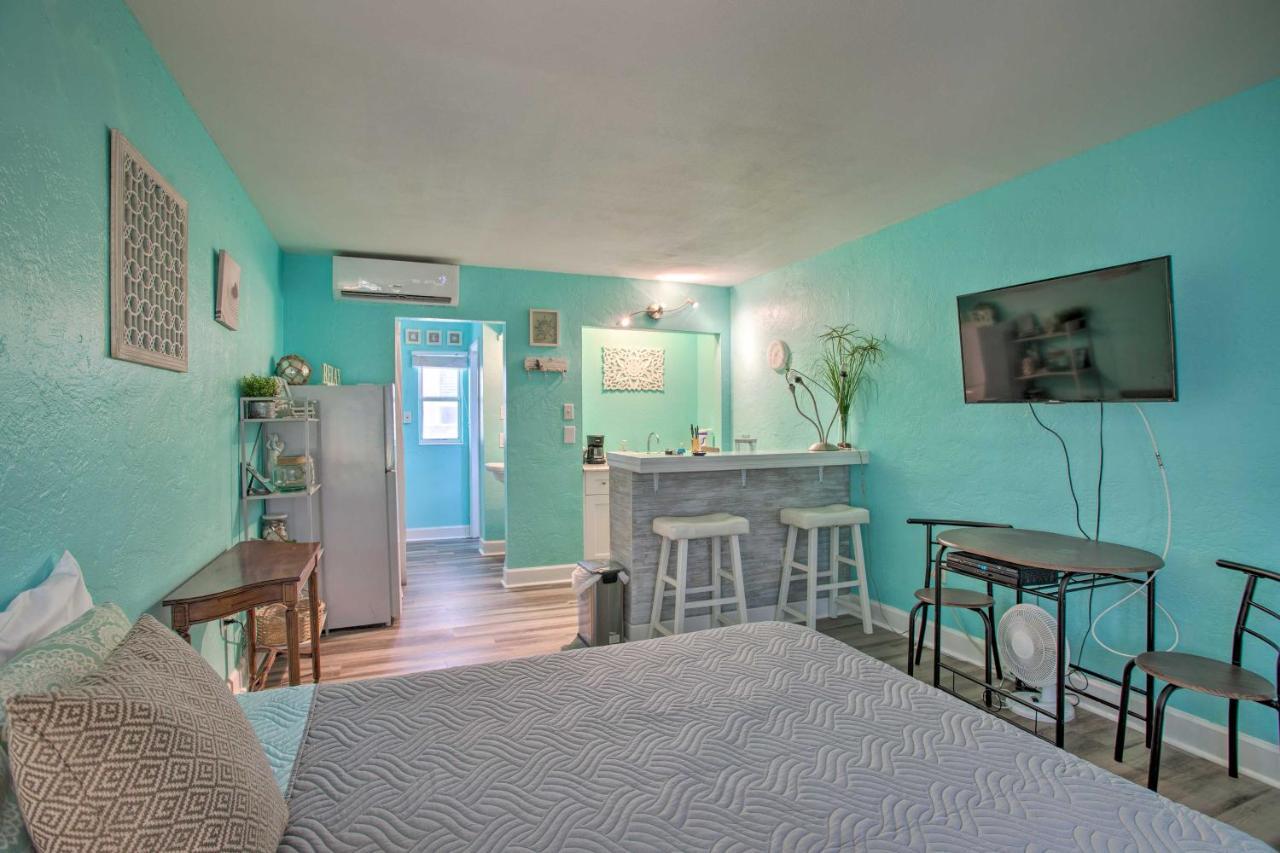 Tropical Pass-A-Grille Gem With Direct Beach Access! St. Pete Beach Exterior photo